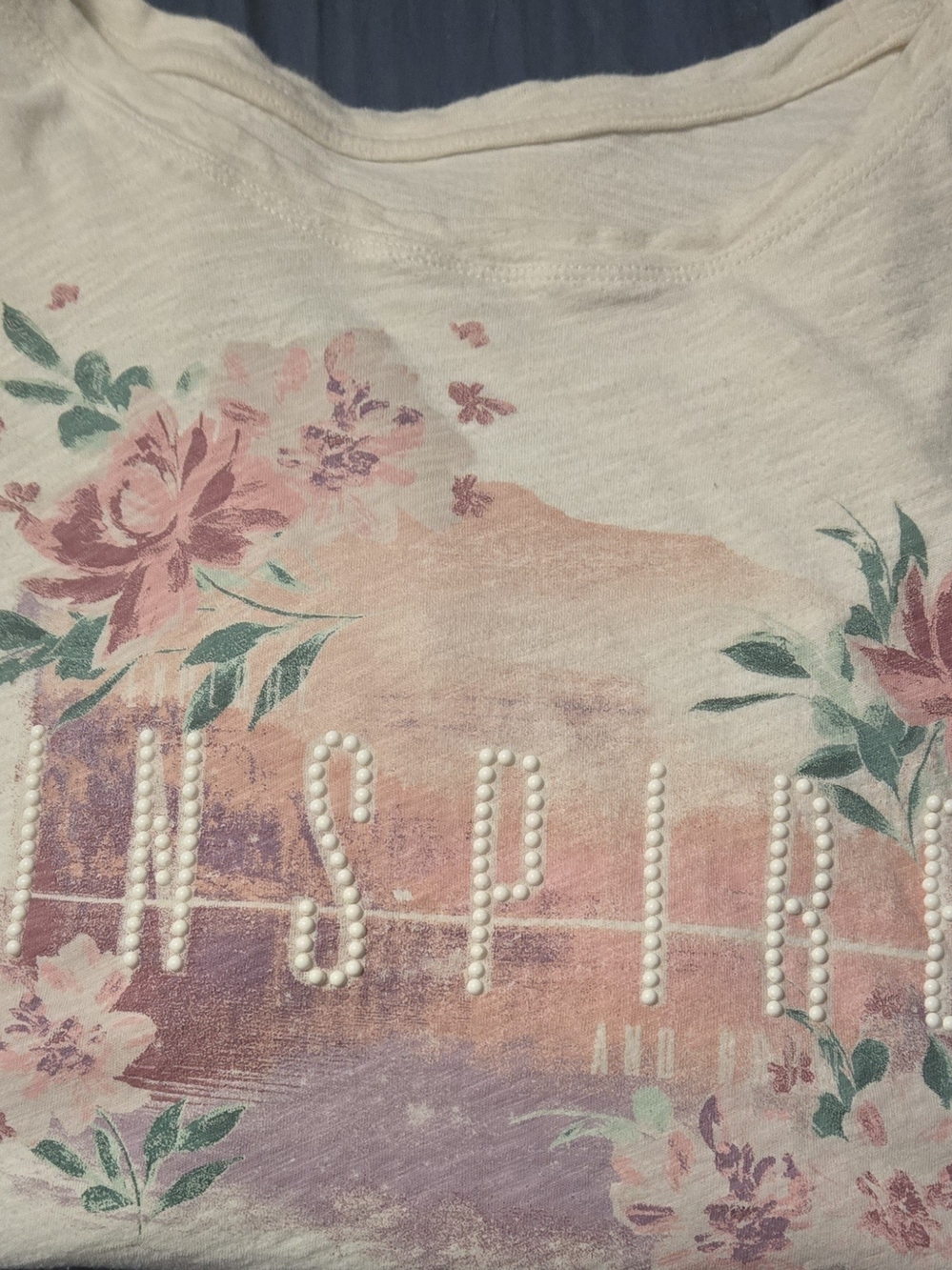 Floral Graphic Tee w/ Pearl Accents-Size XL